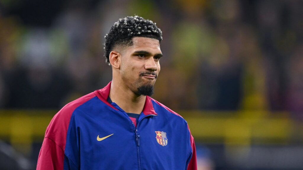Ronald Araujo Transfer Rumours: Barcelona’s €60M Clause Deadline and Juventus Link